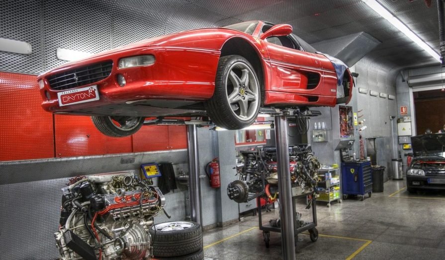taller mecanico ferrari